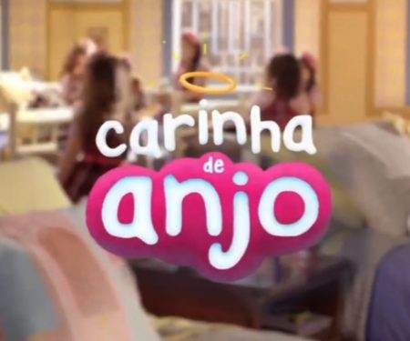 Cristina Padiglione comenta a estreia da novela Carinha de Anjo, no SBT